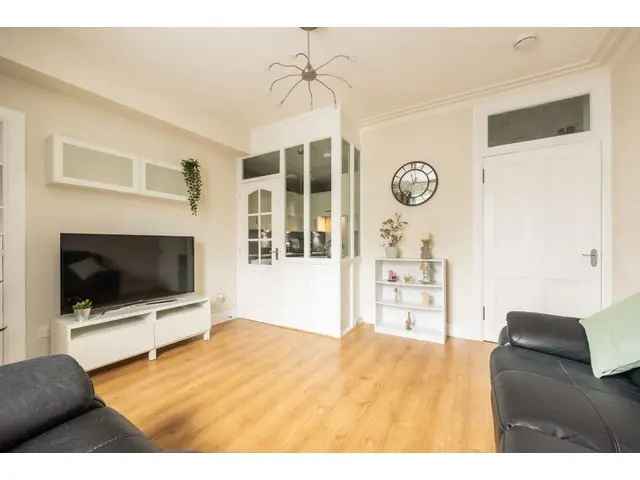 1 Bedroom Flat for Sale in Peffermill