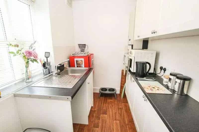 2 Bed Flat for Sale - Herne Bay - Long Lease