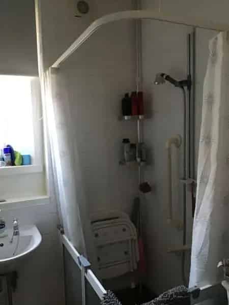 Ground Floor Wet Room Property Near Amenities