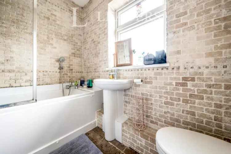 4 Bedroom Student Townhouse Bills Not Included