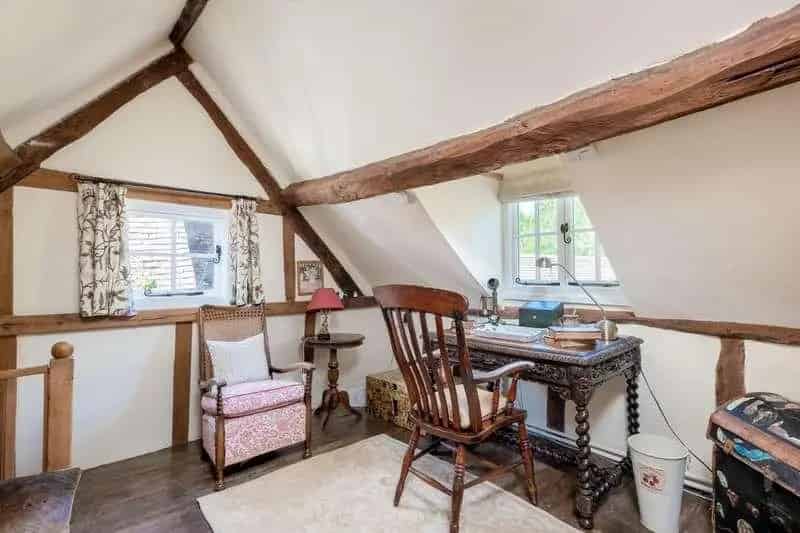 1 Bed Grade II Listed Cottage for Sale - Peaceful Retreat or Airbnb Investment