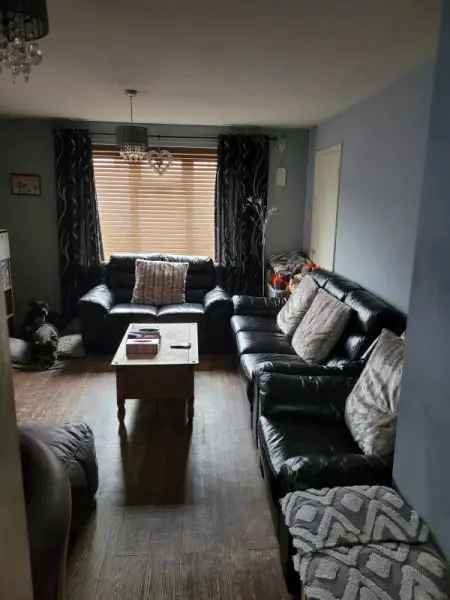 House For Rent in Horsham, England