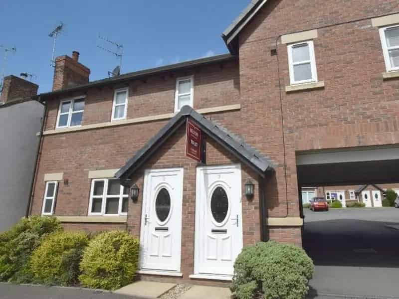 Penthouse Apartment Stone 2 Beds 2 Baths Allocated Parking Leasehold