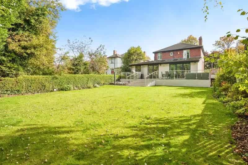 3 Bedroom Detached House Wakefield West Yorkshire