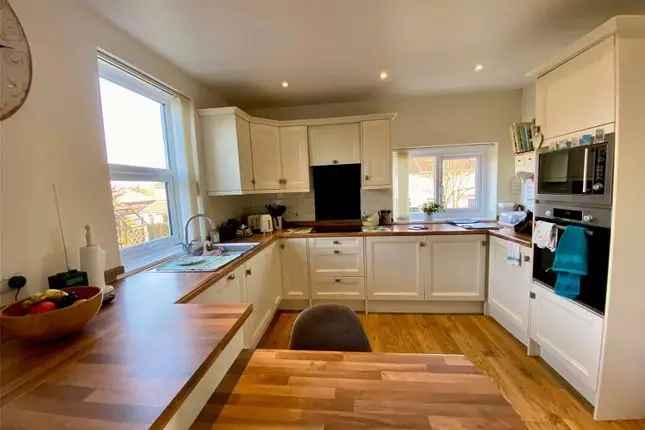 3 Bed Semi-Detached House for Sale in Sea Mills Bristol