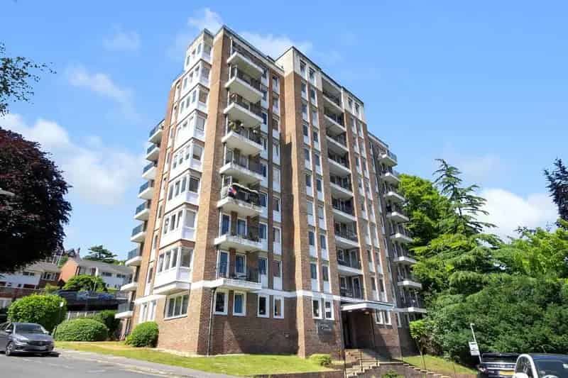 2 Bedroom Flat to Rent