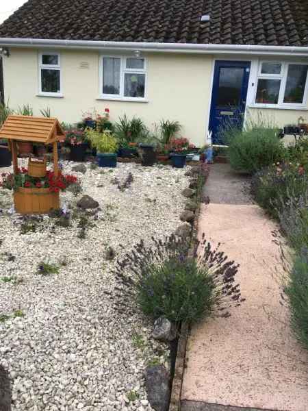 Bungalow For Rent in West Devon, England