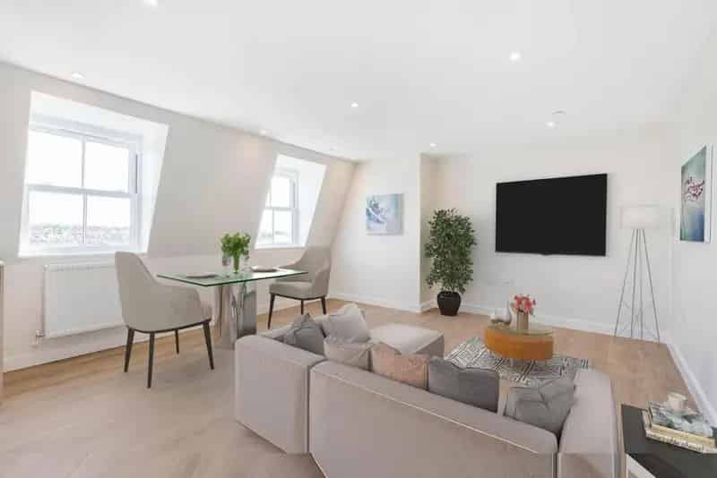 Flat For Sale , London, England