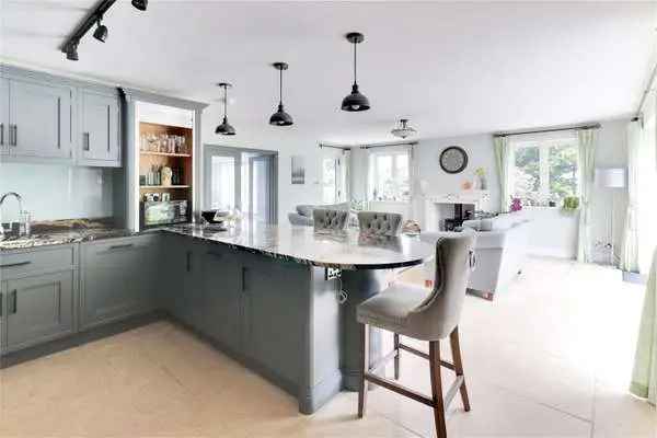 Delmonden Lane, Hawkhurst, Cranbrook, Kent, TN18 4XN | Property for sale | Savills