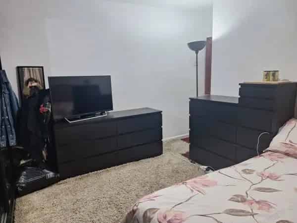 3 Semi-Detached Houses Near Schools and Amenities