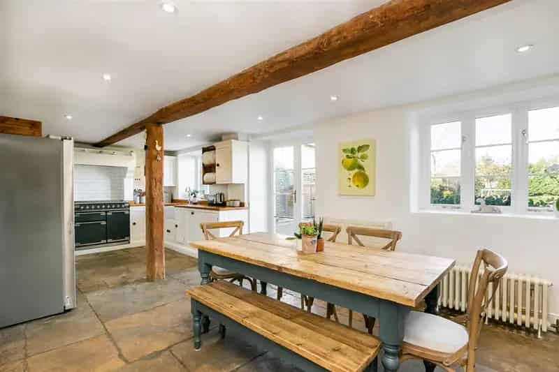 5 Bedroom Detached House with Cottage Launton