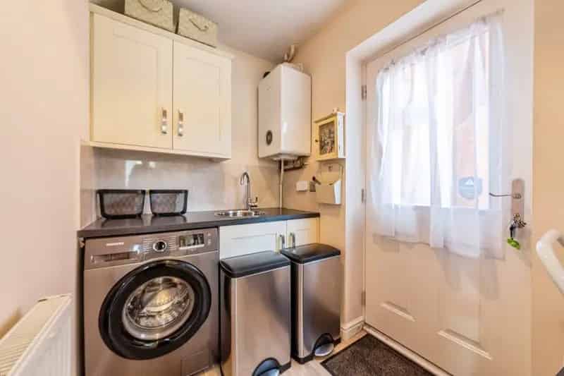 Executive Detached Three Story House Grantham