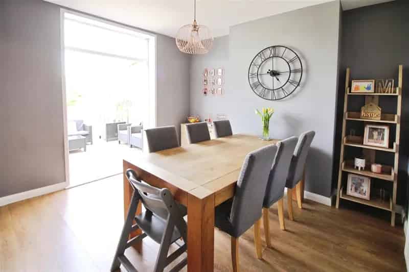 3 Bedroom Semi Detached House to Rent Large Garden Family Home
