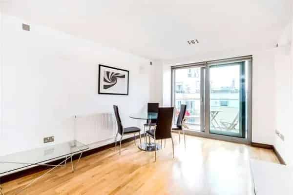 Two Bedroom Apartment Battersea River Views Modern Riverside Development