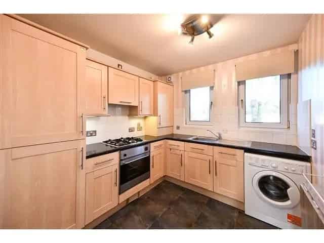 2 Bedroom First Floor Apartment For Sale