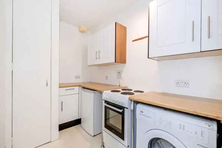 Flat For Rent in 19, Claremont Street, Aberdeen City, Scotland