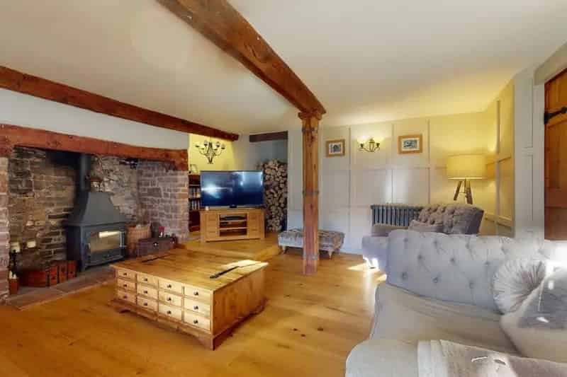 Winters Farmhouse 17th Century Family Home with Annexe and Barn
