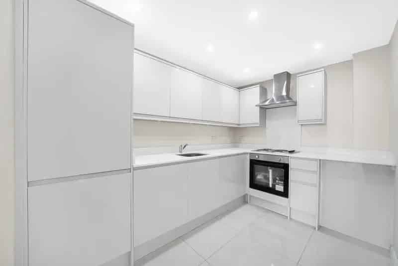 2 Bedroom Flat House to Rent