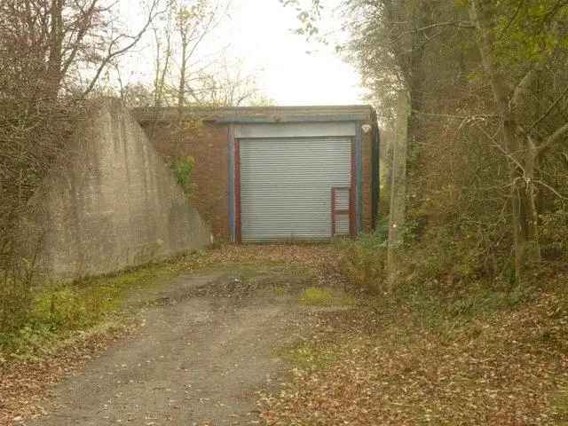 Industrial For Rent in Bradford, England