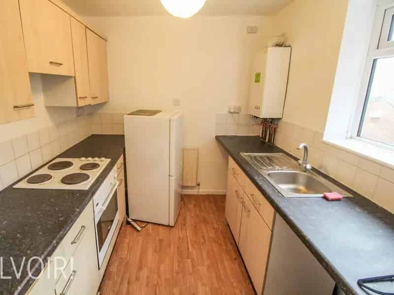 One Bedroom Apartment West Bridgford - Modern Auction Sale