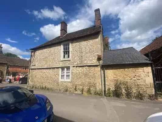 Character Grade II Listed Pub with B&B Planning Permission