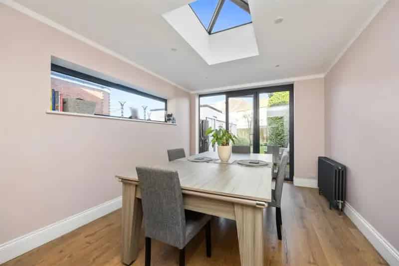 4 Bedroom Semi-Detached House for Sale in Patcham Village