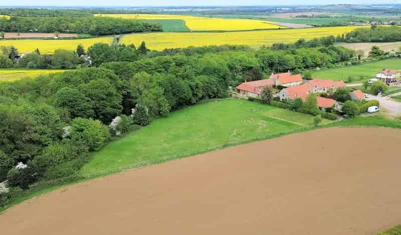 17th Century Barn Conversion 5 Bedrooms 2 Acre Plot Double Garage