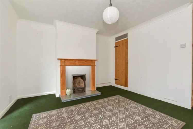 3 Bedroom Terraced House for Sale in Chartham