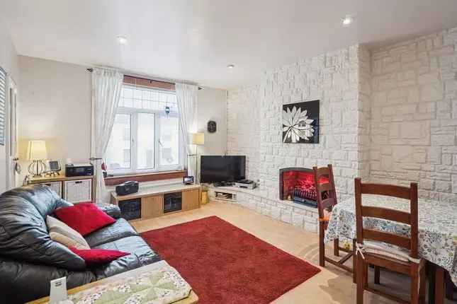 Flat for sale in Knightswood Road, Knightswood, Glasgow G13