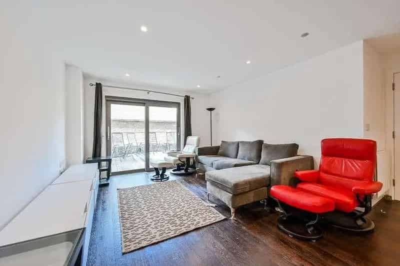 3 Bed Flat for Sale Royal Arsenal Riverside