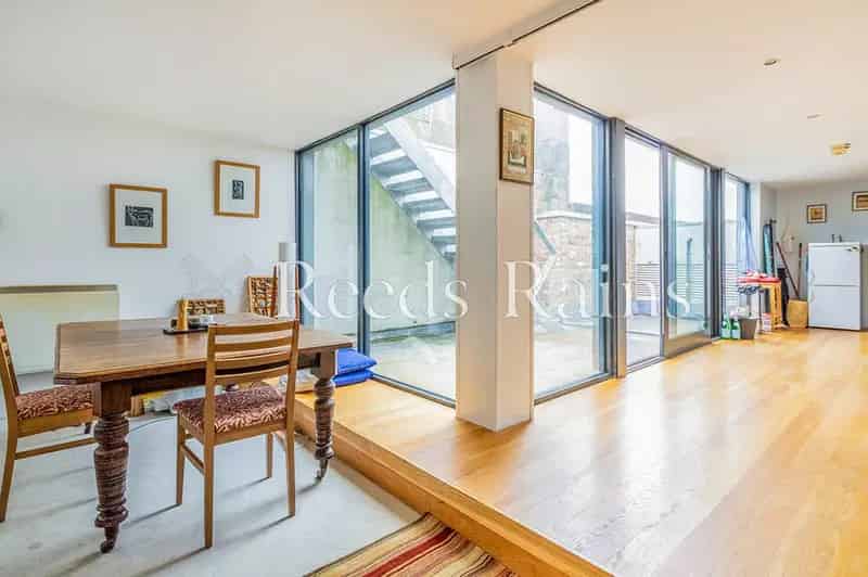 2 Bedroom Penthouse Apartment Liverpool City Centre Roof Terrace