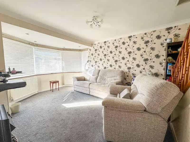 3 Bed Semi Detached House For Sale