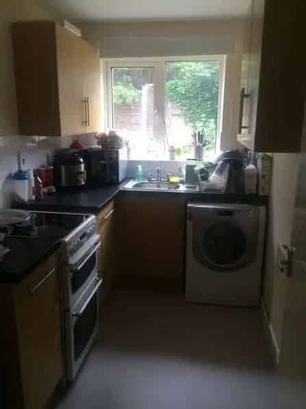 2 Bed Ground Floor Flat Wallington Surrey Communal Garden