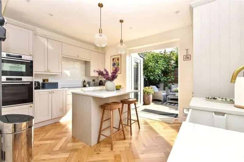 5 Bedroom Period Home for Sale in Old Town