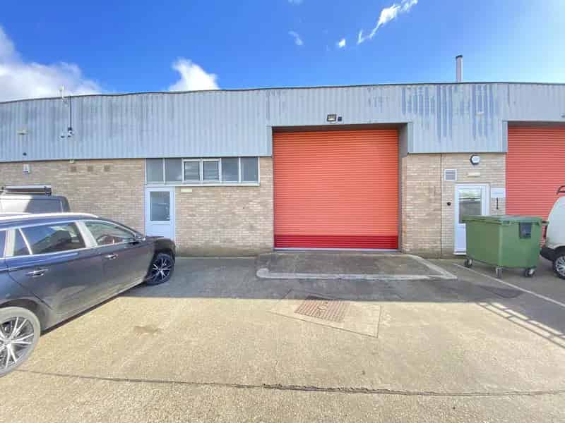 Industrial Unit to Let - Peterborough