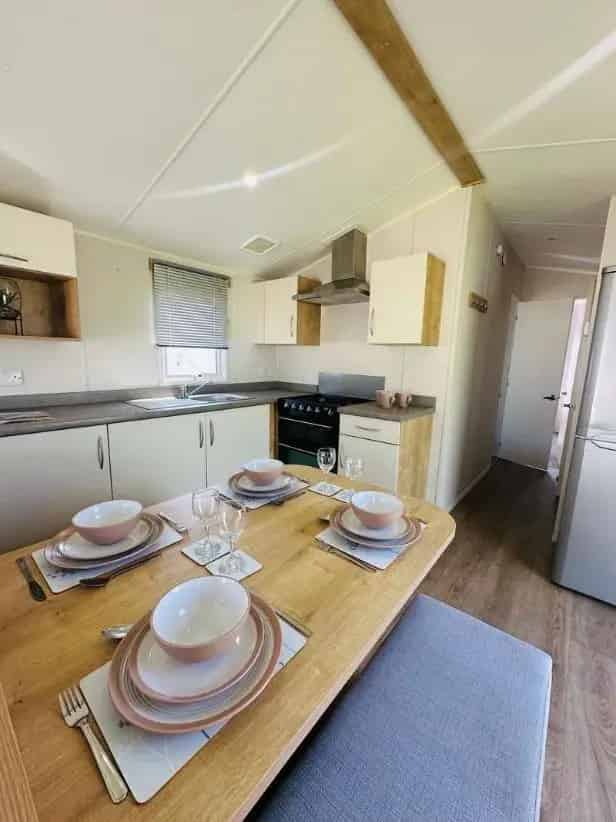 2 Bed Static Caravan For Sale - 12 Month Occupancy