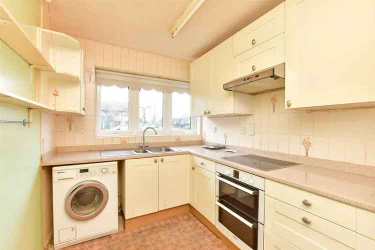 2 bedroom semi-detached bungalow for sale