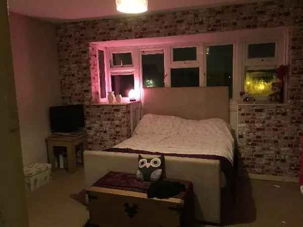 House For Rent in Milton Keynes, England