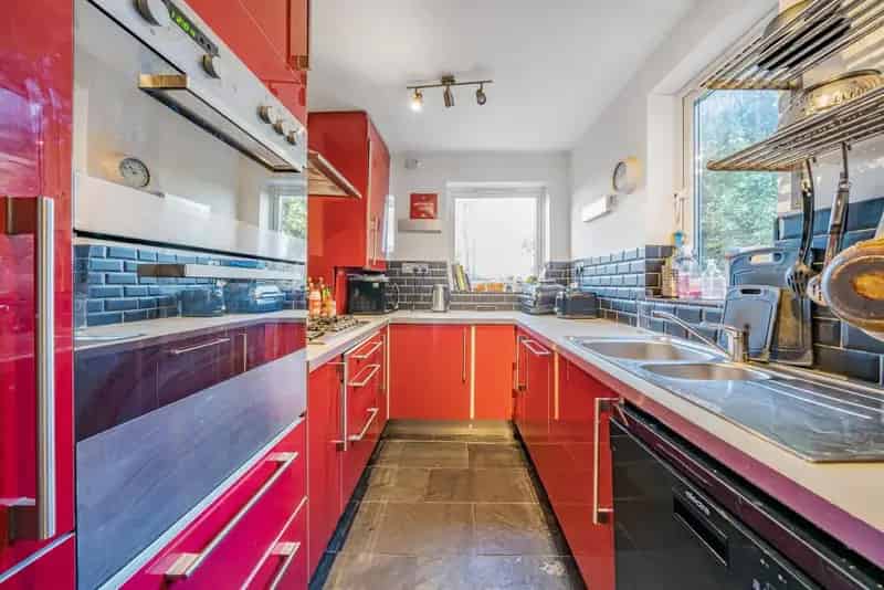 Four Double Bedroom Georgian Terrace House Near Clapham Old Town