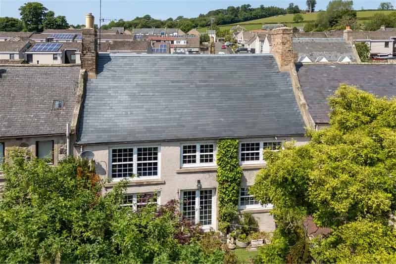 3 Bed Townhouse Duns Town Centre Sunny Garden