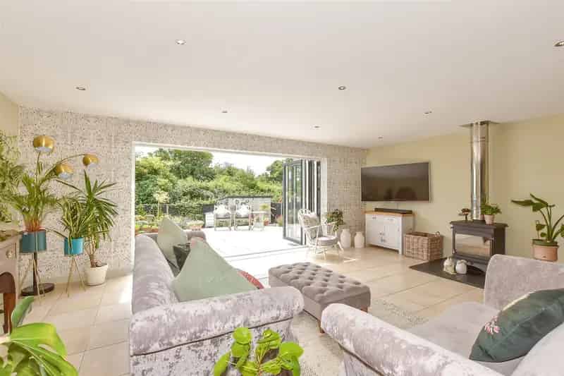 5 Bedroom Detached Seaside House For Sale