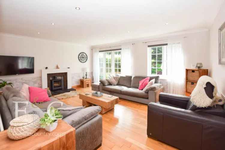 Detached House for sale with 4 bedrooms, Appleby Street, West Cheshunt Woods