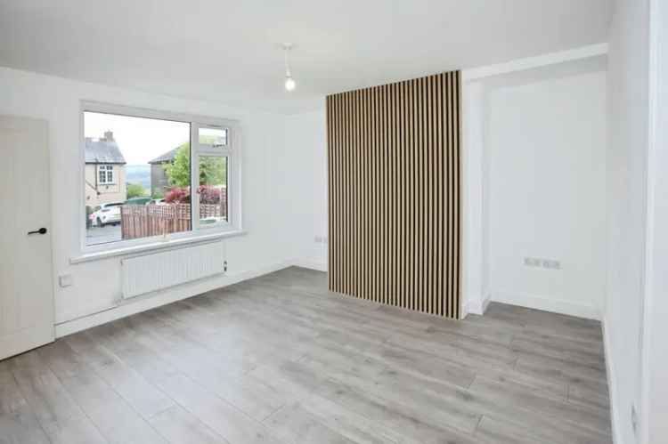 3 Bedroom Terraced House Near Amenities and Schools