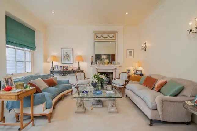 Flat for sale in Eaton Place, Knightsbridge SW1X