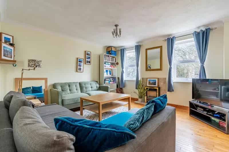 4 Bedroom End of Terrace House for Sale in Redland Bristol