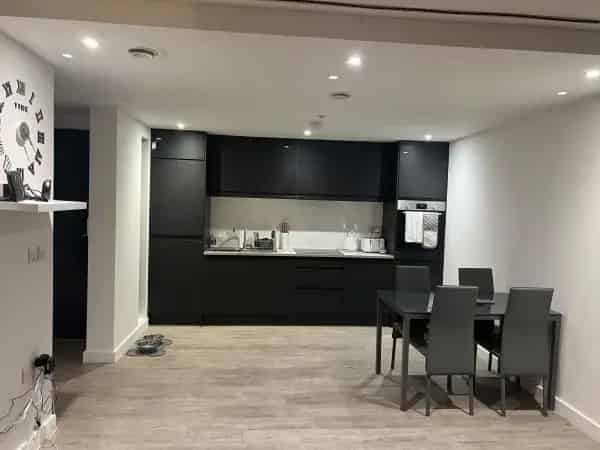 Spacious 3-Year-Old Home Near Town and Public Transport