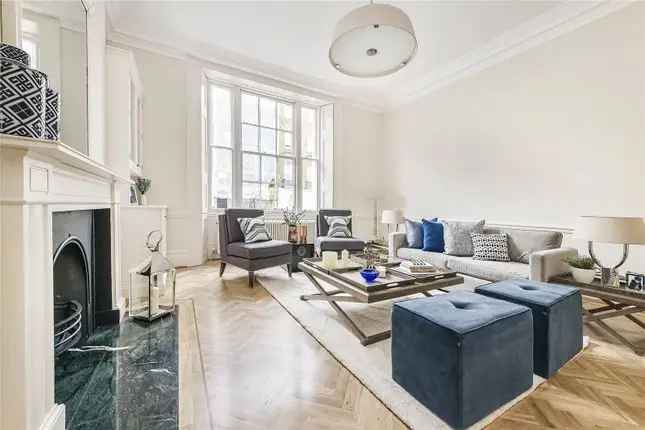 Flat for Rent in Ebury Street Belgravia SW1W