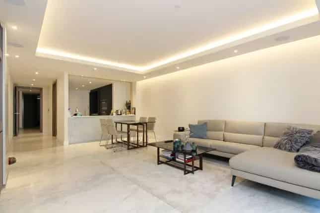 2 Bed Flat for Sale in Chelsea Creek Tower Fulham