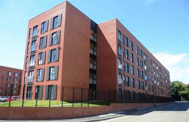 3 Bedroom Apartment For Sale Near Manchester City Centre