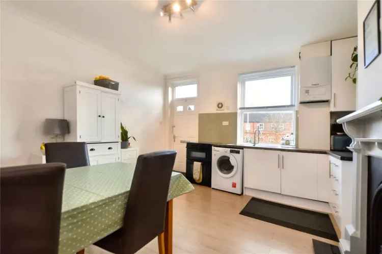 House For Sale in Leeds, England